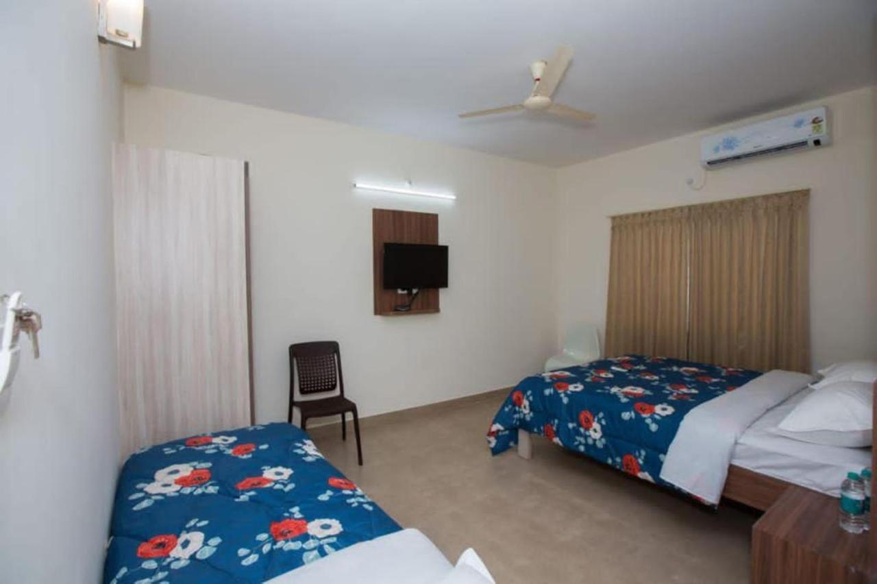 Hotel Vijaya Lakshmi Residency - Yeshwanthpur Бангалор Экстерьер фото
